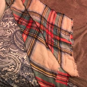 Classic blanket scarf !